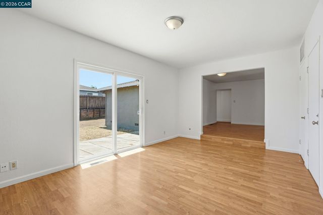 1424 Yosemite Dr, Antioch, CA 94509
