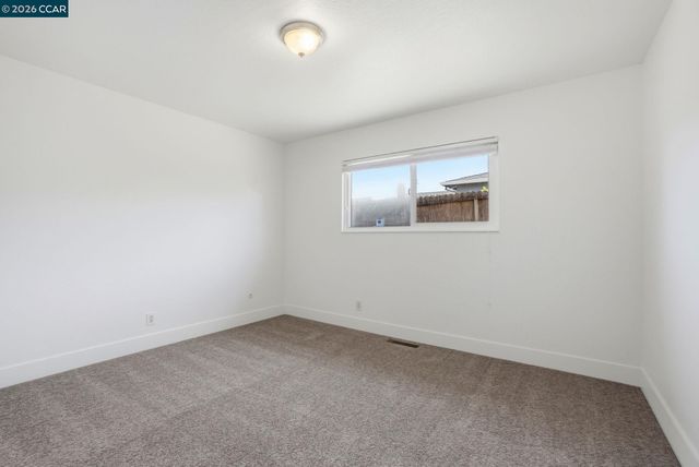 1424 Yosemite Dr, Antioch, CA 94509