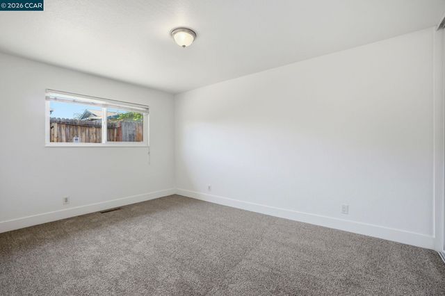 1424 Yosemite Dr, Antioch, CA 94509
