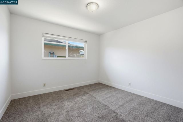 1424 Yosemite Dr, Antioch, CA 94509