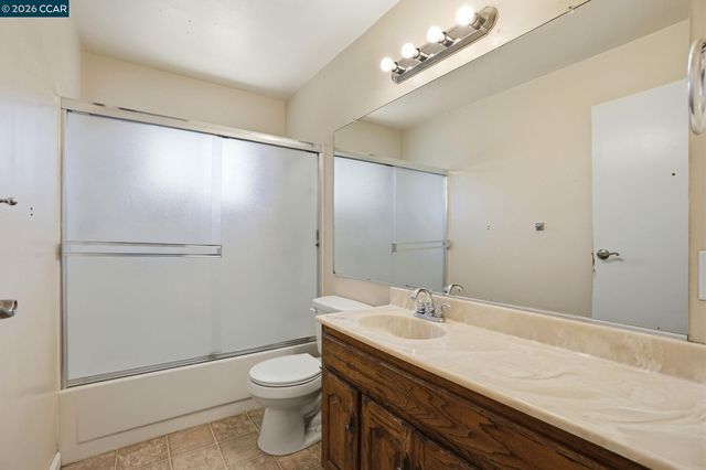 1424 Yosemite Dr, Antioch, CA 94509