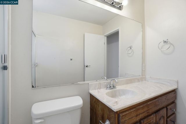 1424 Yosemite Dr, Antioch, CA 94509