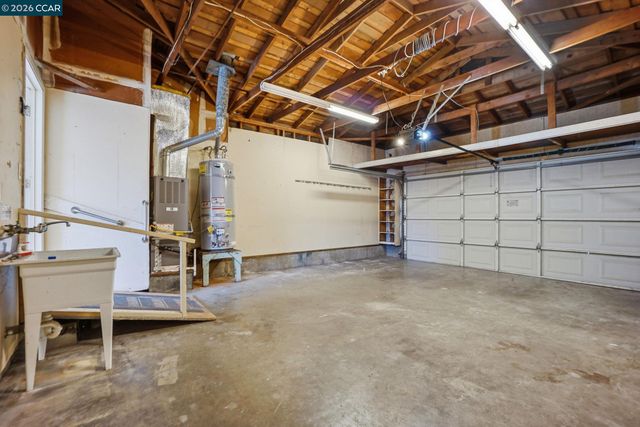 1424 Yosemite Dr, Antioch, CA 94509