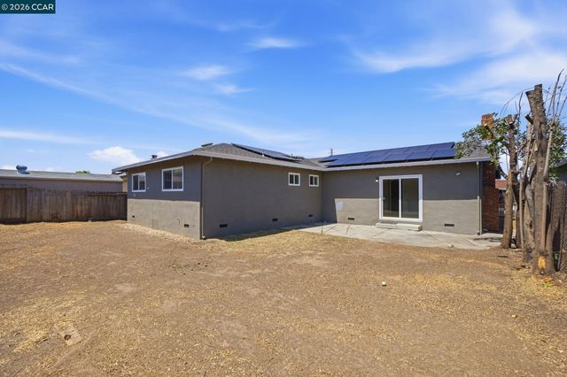 1424 Yosemite Dr, Antioch, CA 94509