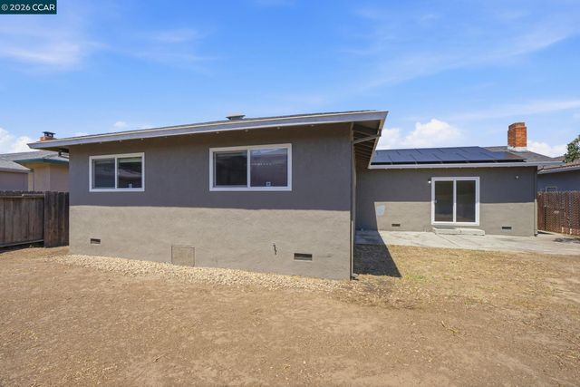 1424 Yosemite Dr, Antioch, CA 94509