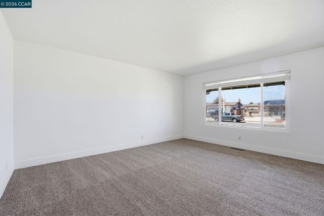 1424 Yosemite Dr, Antioch, CA 94509