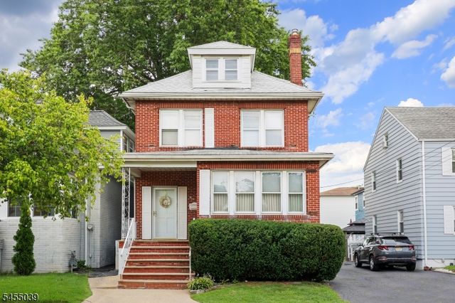 911 W Henry St, Linden City, NJ 07036