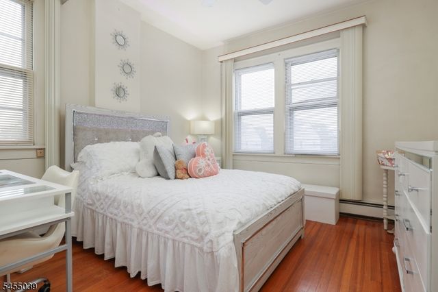 911 W Henry St, Linden City, NJ 07036