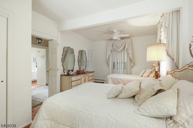 911 W Henry St, Linden City, NJ 07036