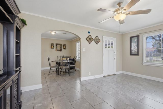 710 W Virginia Street, Houston, TX 77076