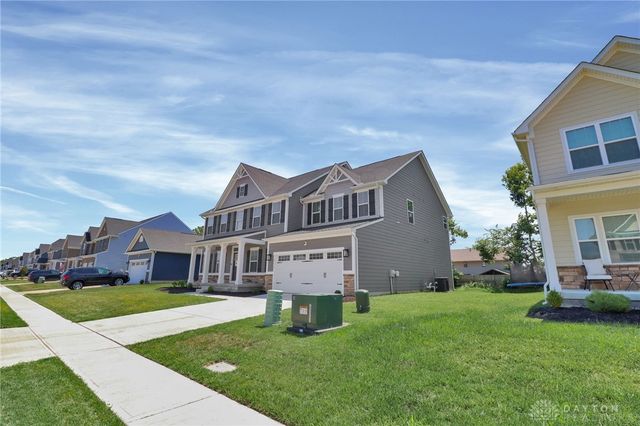 7113 Honeylocust Street, Tipp City, OH 45371