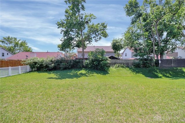 7113 Honeylocust Street, Tipp City, OH 45371
