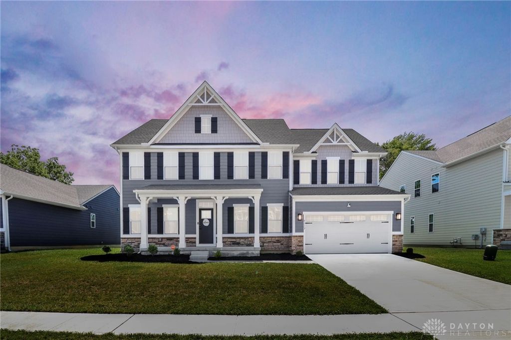 7113 Honeylocust Street, Tipp City, OH 45371