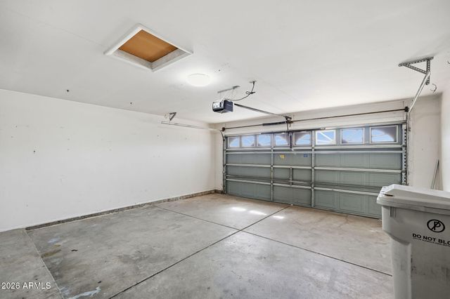 8542 W OREGON Avenue, Glendale, AZ 85305