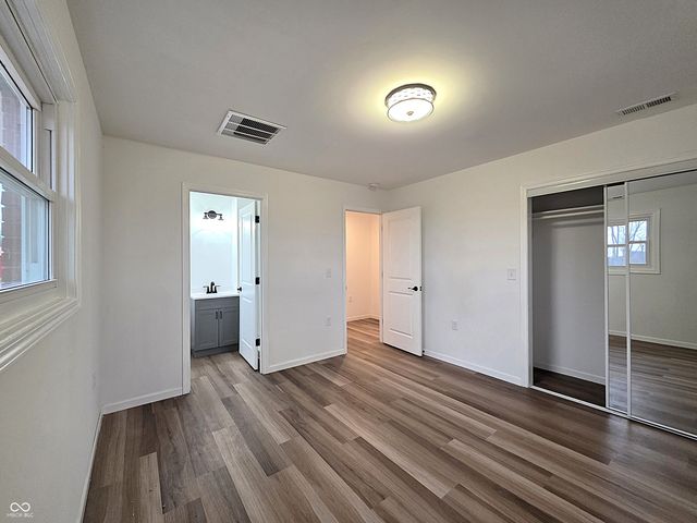 11 S 1050 W, Jamestown, IN 46147