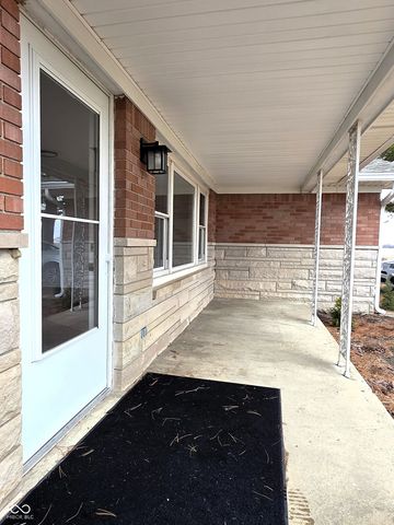 11 S 1050 W, Jamestown, IN 46147