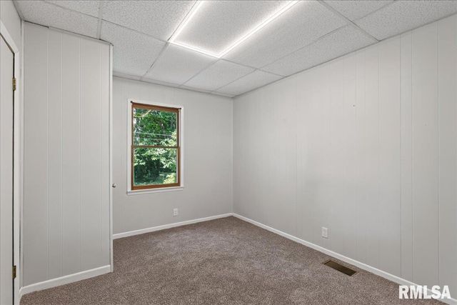 1023 Governor Street, Springfield, IL 62704