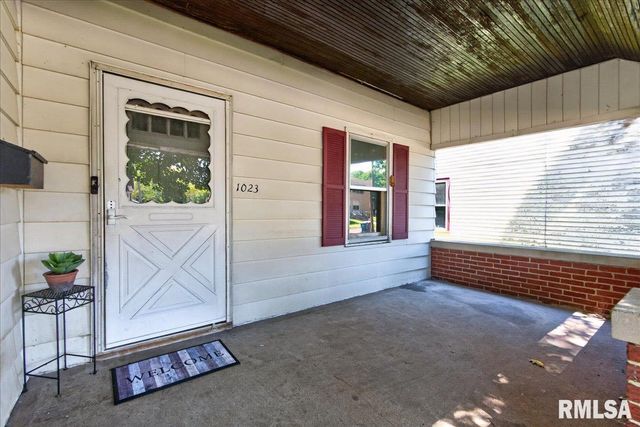 1023 Governor Street, Springfield, IL 62704