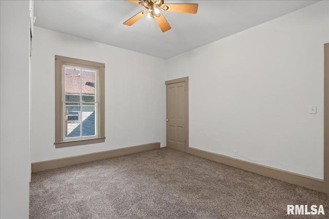 1023 Governor Street, Springfield, IL 62704