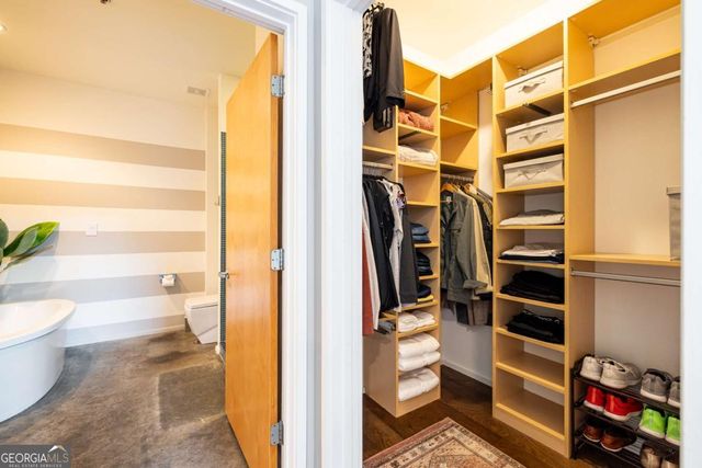 130 Arizona Avenue NE 204, Atlanta, GA 30307