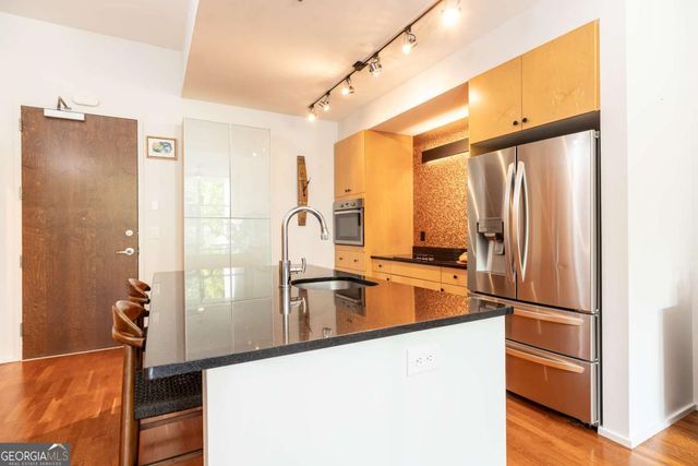130 Arizona Avenue NE 204, Atlanta, GA 30307