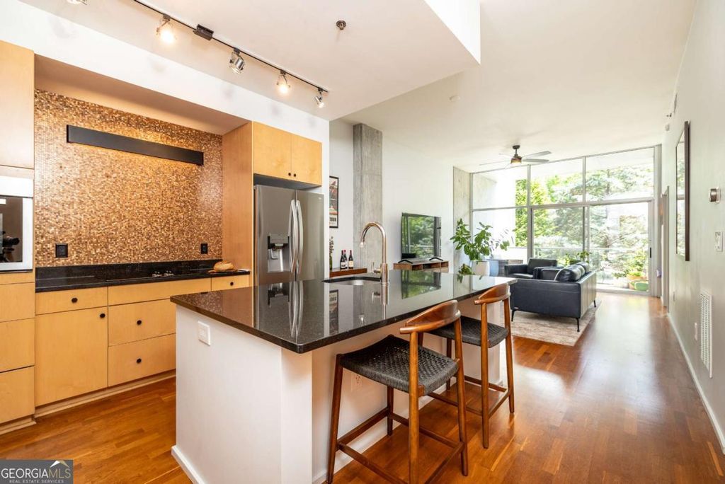 130 Arizona Avenue NE 204, Atlanta, GA 30307