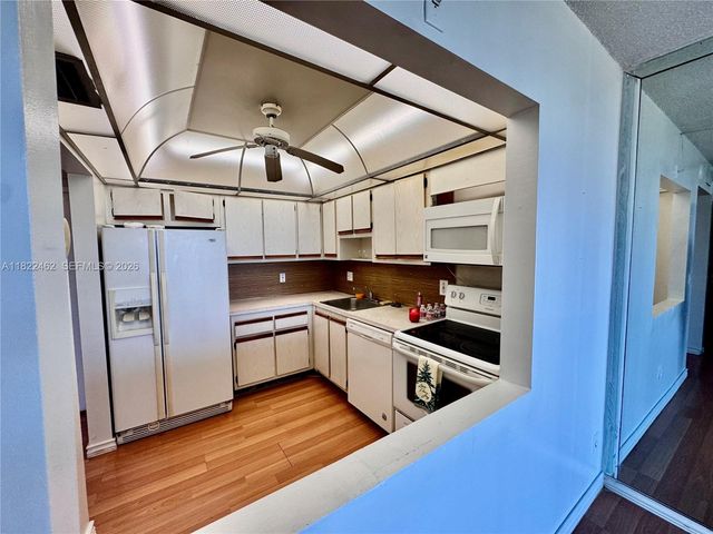 13499 Biscayne Boulevard 703, North Miami, FL 33181