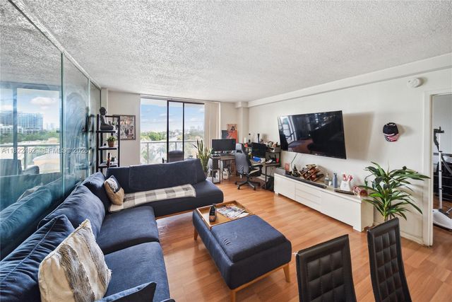 13499 Biscayne Boulevard 703, North Miami, FL 33181
