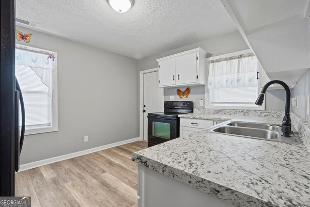 423 Camellia Circle, Warner Robins, GA 31093