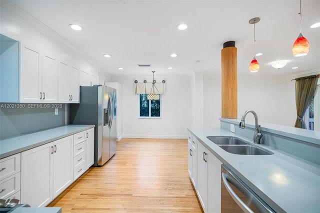 648 Sevilla Ave, Coral Gables, FL 33134