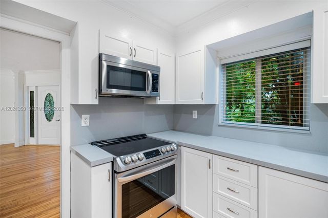 648 Sevilla Ave, Coral Gables, FL 33134