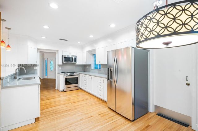 648 Sevilla Ave, Coral Gables, FL 33134