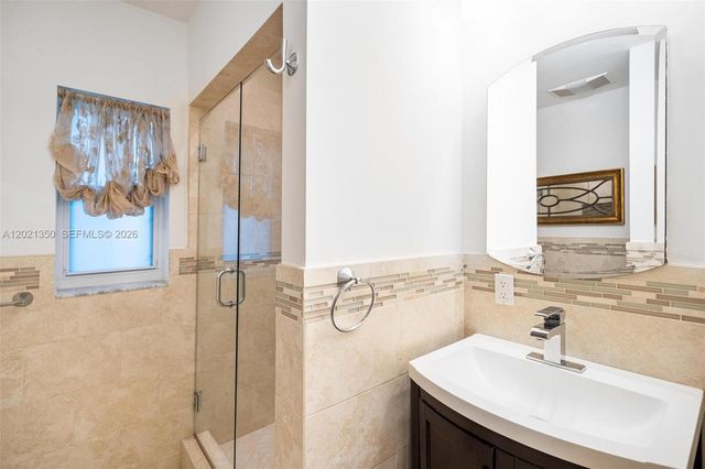 648 Sevilla Ave, Coral Gables, FL 33134
