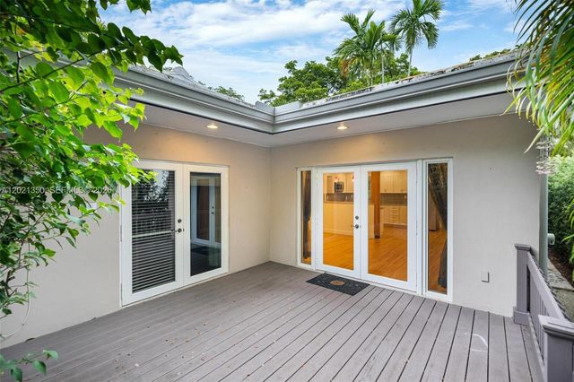 648 Sevilla Ave, Coral Gables, FL 33134