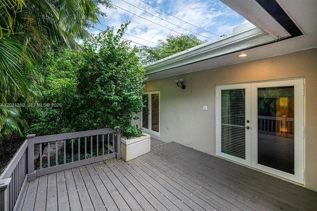 648 Sevilla Ave, Coral Gables, FL 33134