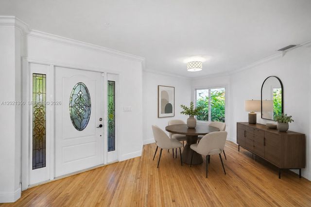 648 Sevilla Ave, Coral Gables, FL 33134