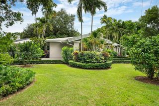 648 Sevilla Ave, Coral Gables, FL 33134