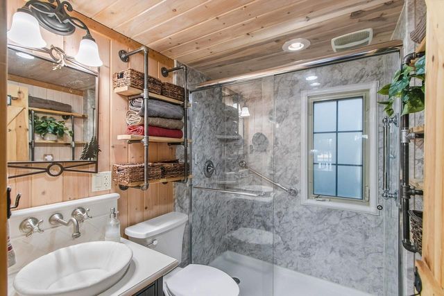 W8120 Eagle Court, Oxford, WI 53952