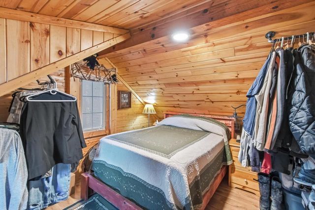 W8120 Eagle Court, Oxford, WI 53952