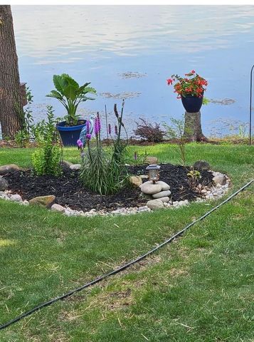 W8120 Eagle Court, Oxford, WI 53952