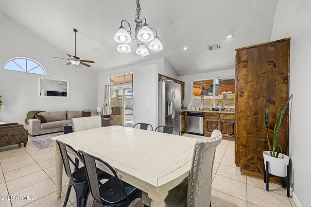 1717 E GREENWAY Circle, Phoenix, AZ 85042
