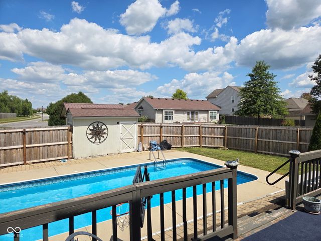 2146 Charles Drive, Franklin, IN 46131