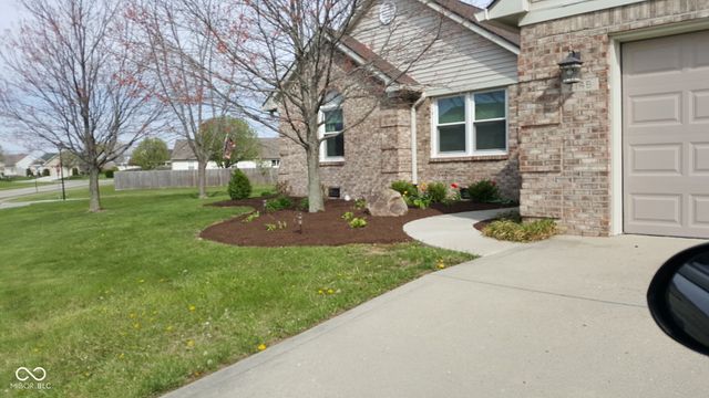 2146 Charles Drive, Franklin, IN 46131