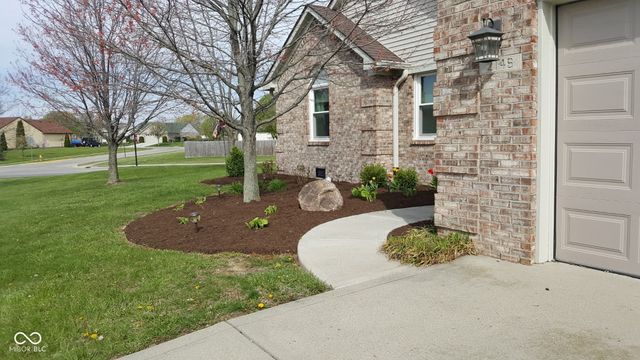 2146 Charles Drive, Franklin, IN 46131