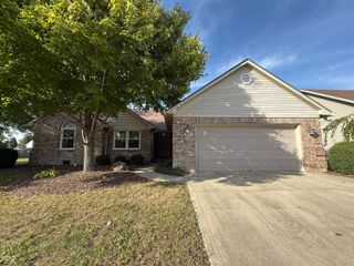 2146 Charles Drive, Franklin, IN 46131
