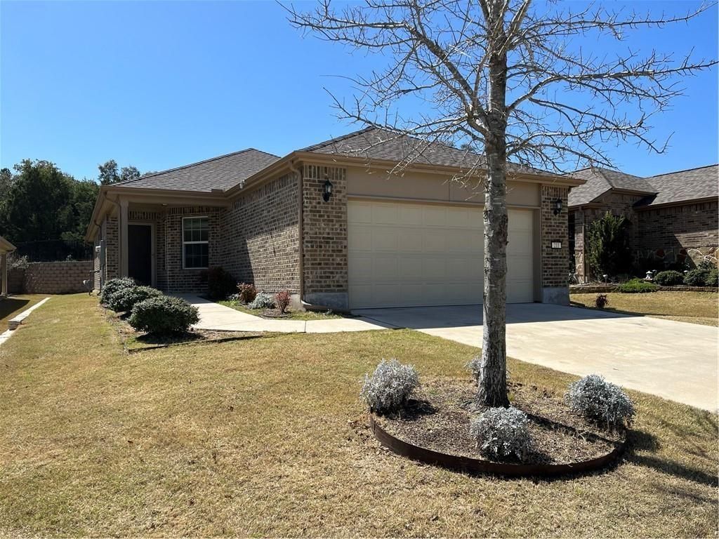 211 Hobby ST, Georgetown, TX 78633