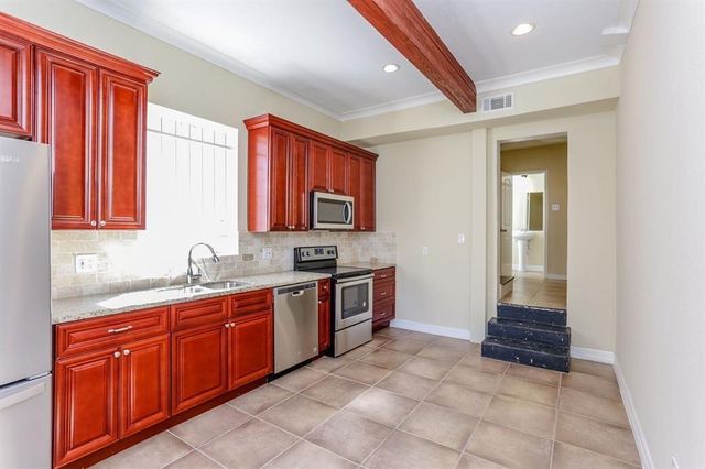 612 W Alabama Street, Houston, TX 77006