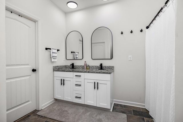 255 WALKER MEADOWS LN, Munford, TN 38058