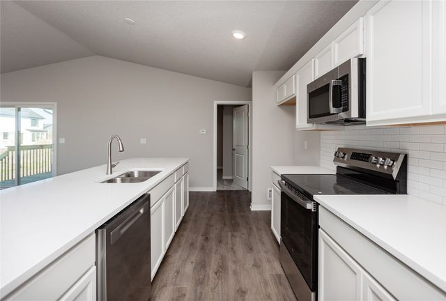 575 NW Compass Avenue, Waukee, IA 50263