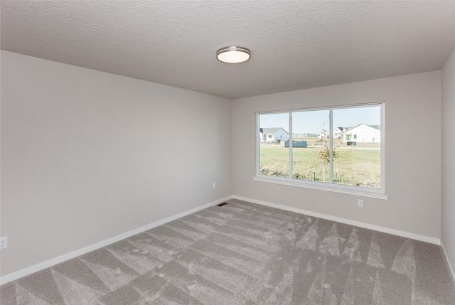 575 NW Compass Avenue, Waukee, IA 50263